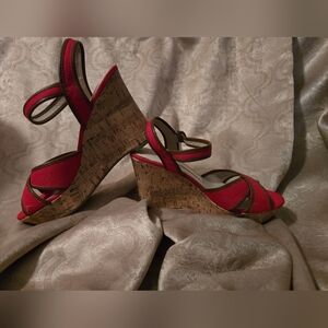Dana Buchman Red & Brown Trim Cork Wedge Sandals